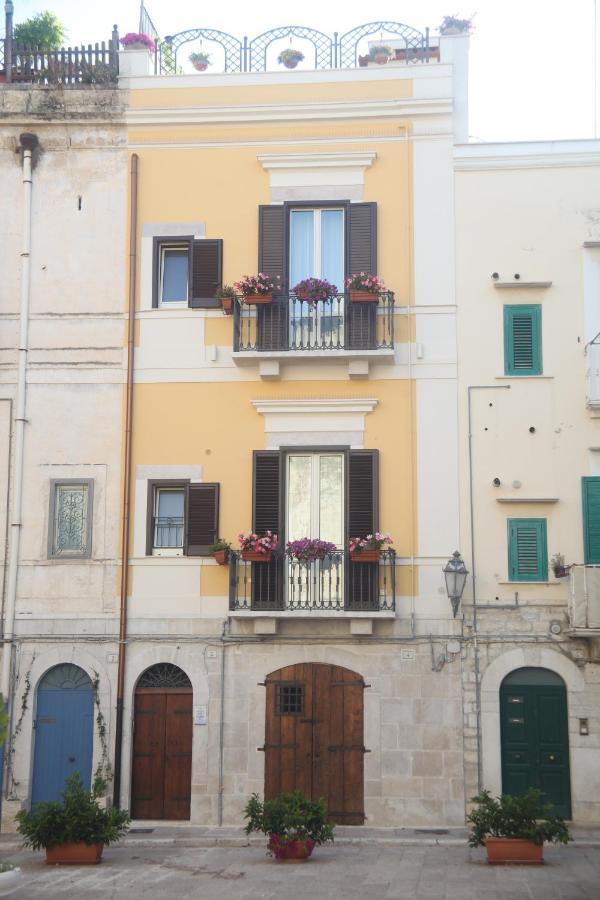 3 Archi B&B Trani Bagian luar foto
