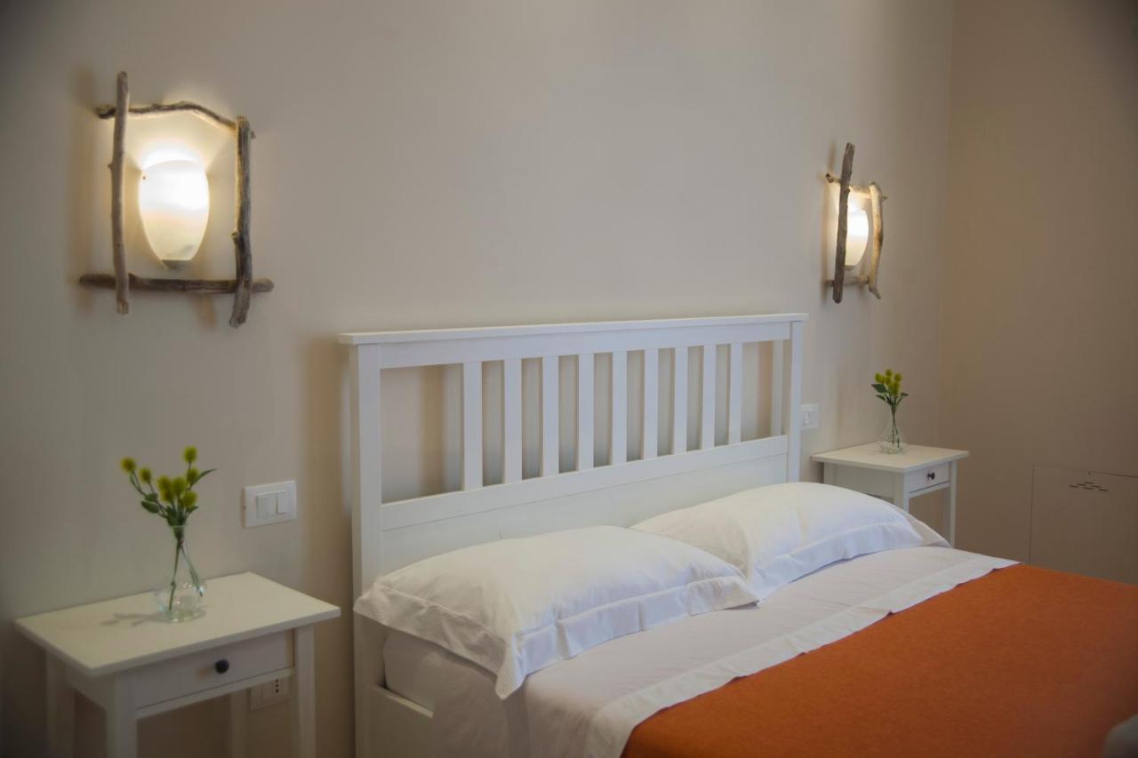 3 Archi B&B Trani Bagian luar foto